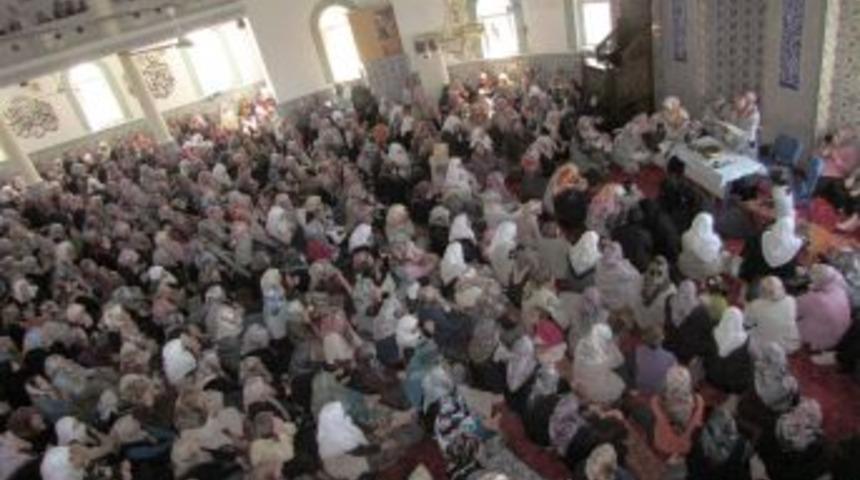 Şerefliko&ccedil;hisar M&uuml;ft&uuml;l&uuml;ğ&uuml;&rsquo;nden Kur&rsquo;an ziyafeti