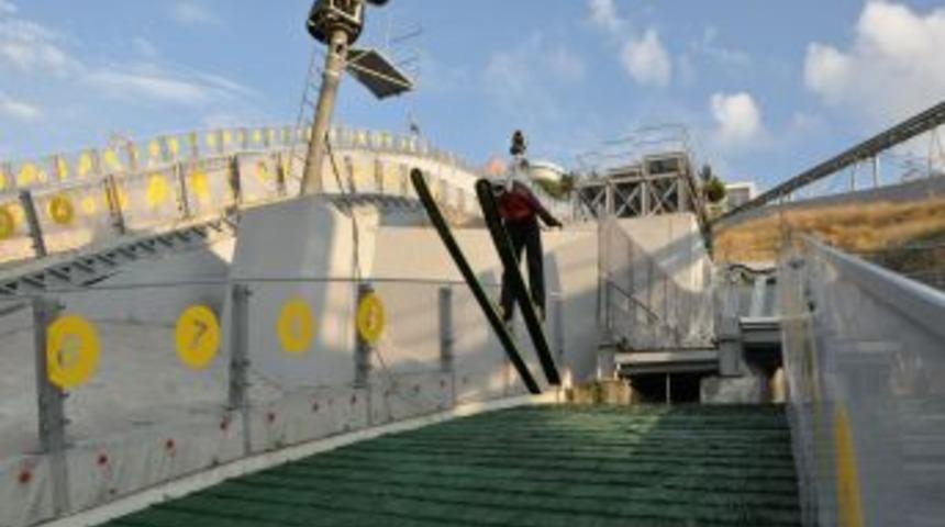 Kayakla Atlama Yıldızlar Takımı, Erzurum'da kampa girdi