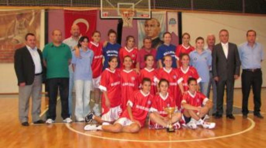 Ahmet Remzi &Ouml;ntaş Turnuvası Şampiyonu&rsquo;nu 3'l&uuml; averaj belirledi