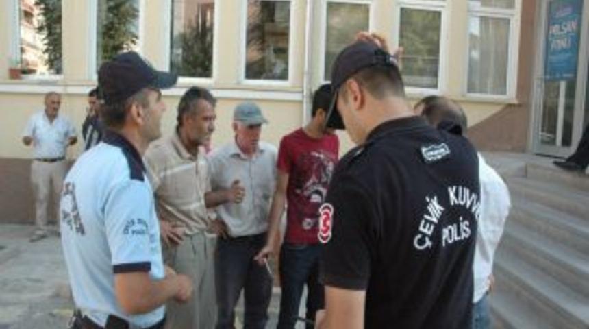 Suriye&rsquo;den ka&ccedil;an &ccedil;alışma izni olmayan 3 kişi yakalandı