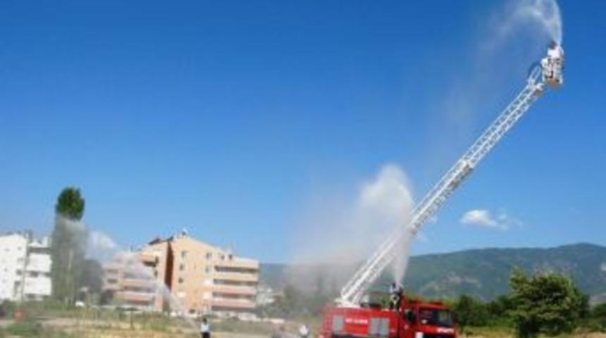 Ak&ccedil;ay&rsquo;ın yeni itfaiye merkezi hizmete girdi