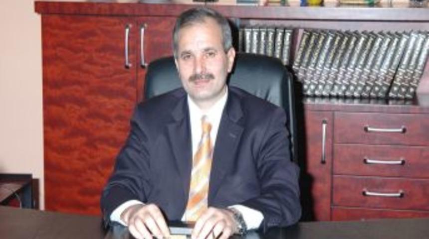 Başkan Özgan, Çalışan Gazeteciler Günü'nü kutladı