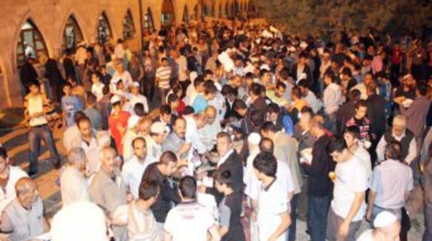Sivas Belediyesi Kadir Gecesi&rsquo;nde camide sahur verecek