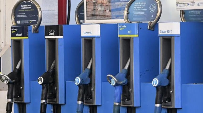 Orta Doğu&rsquo;daki gerilimle Almanya'da benzin fiyatlarında rekor
