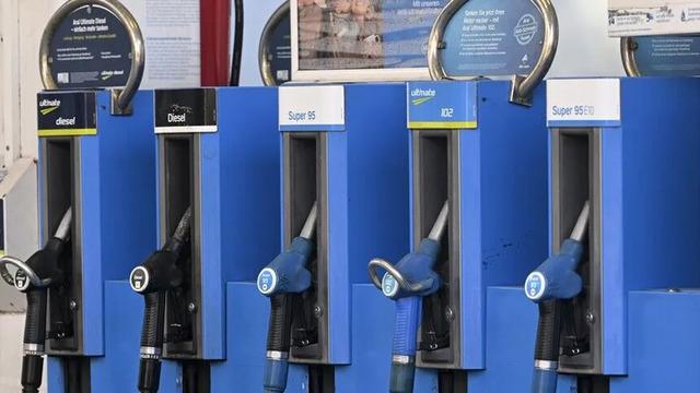 Orta Doğu’daki gerilimle Almanya'da benzin fiyatlarında rekor