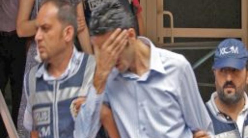 'Yurtdışına iş&ccedil;i g&ouml;nderiyoruz' diye dolandırdılar