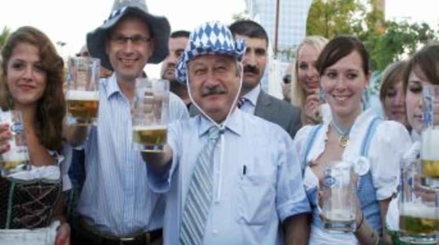 Yeşilay, bira festivalini protesto etmek i&ccedil;in Antalya&rsquo;ya geliyor