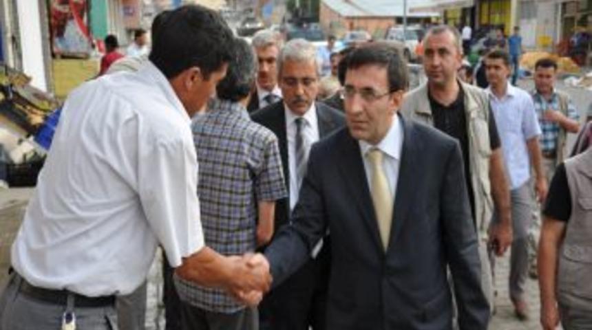 Kalkınma Bakanı Yılmaz, Karlıova'da taziye ziyaretinde bulundu