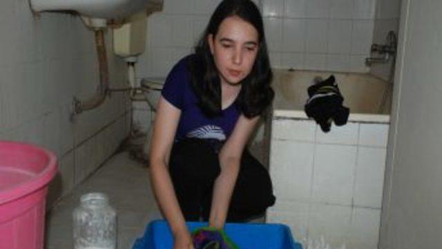 LYS birincisi Menekşe: Kimse Yok Mu sayesinde elde çamaşır yıkamaktan kurtuldum