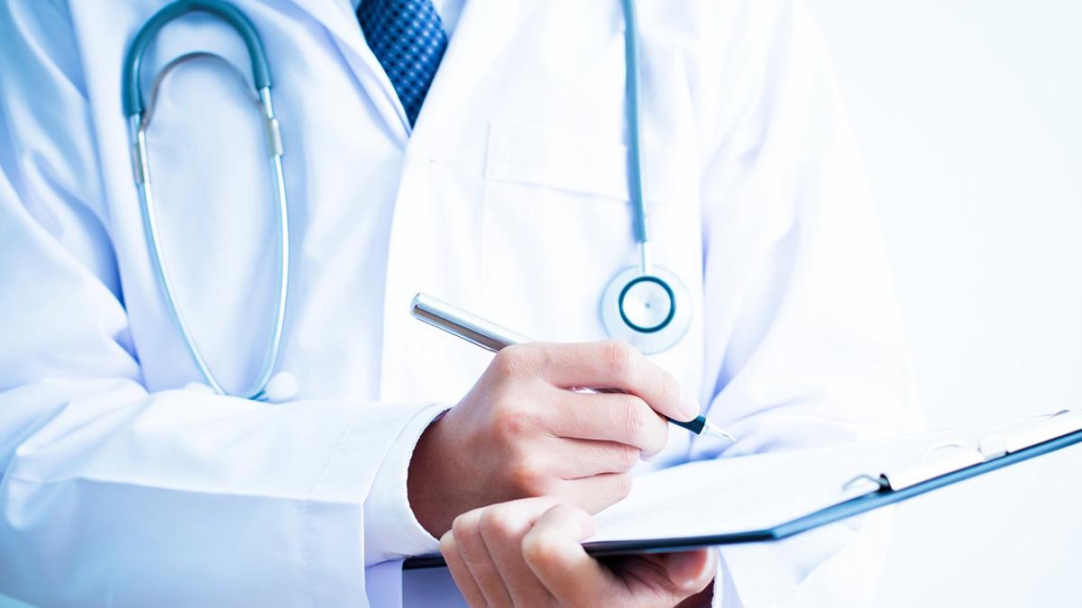 Devlet hastanesine ikinci dalga operasyon! Doktor ve tıbbi sekreterler de dahil 15 kişi g&ouml;zaltına alındı 1