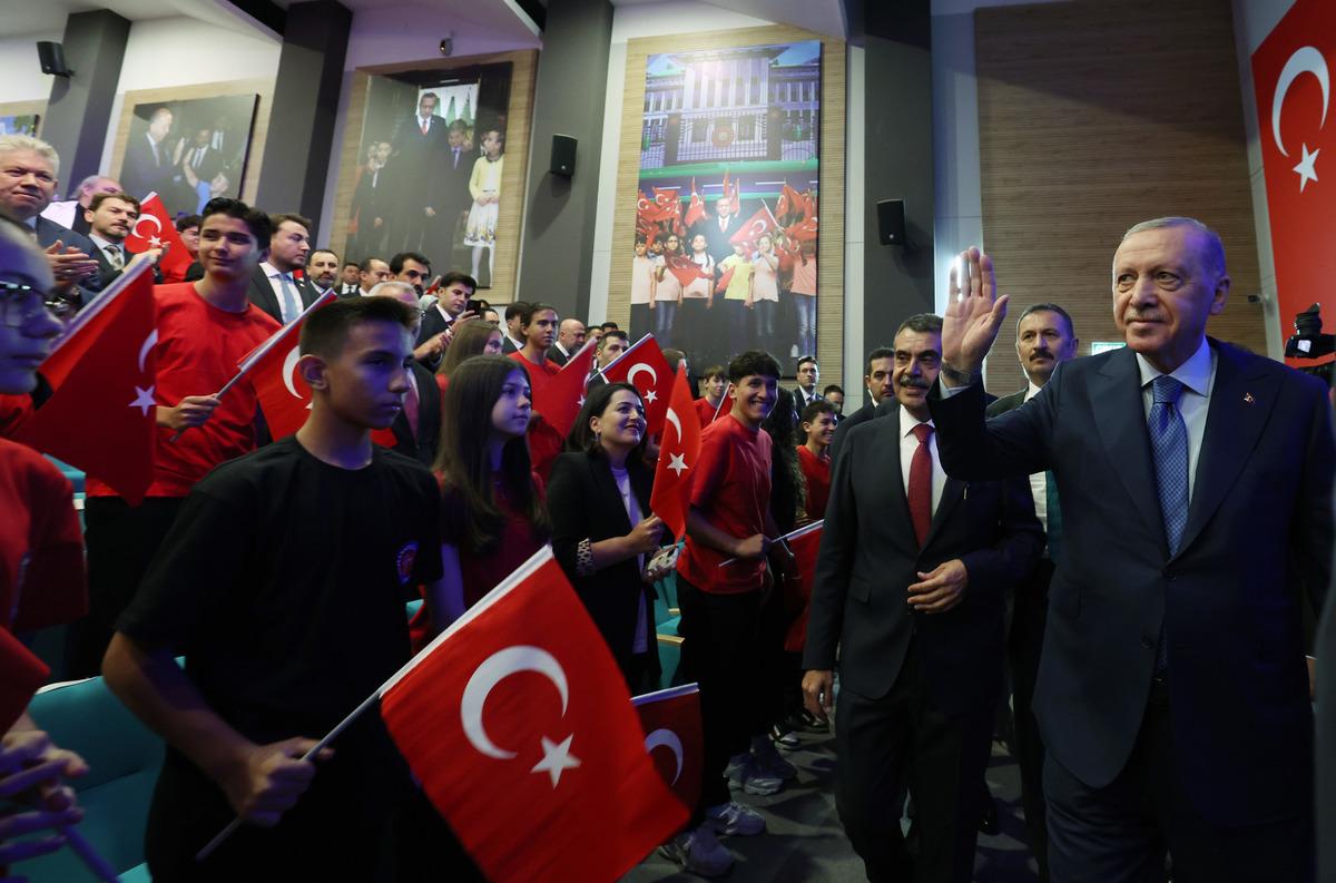 Cumhurbaşkanı Erdoğan: "Eğitim altyapısını güçlendirmeye devam edeceğiz" 4