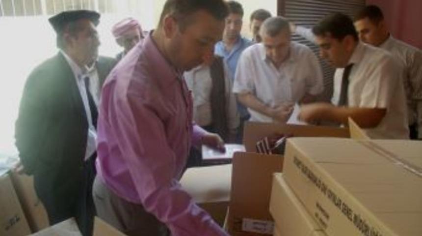 Cizre’de hacı adaylarına malzemeleri dağıtıldı