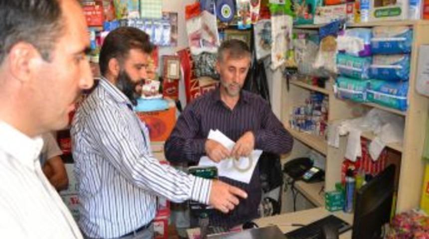 Erciş Kaymakamlığı, Somali'ye yardım i&ccedil;in esnafı bilgilendiriyor