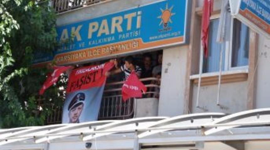 İş&ccedil;i Partililer AK Parti il&ccedil;e binasını bastı