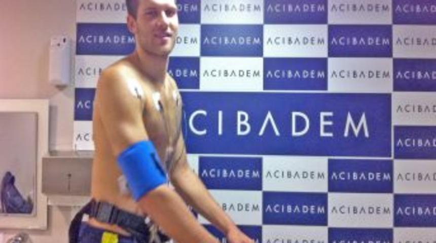 Fenerbah&ccedil;e &Uuml;lker'de Bogdanovic, sağlık kontrol&uuml;nden ge&ccedil;ti