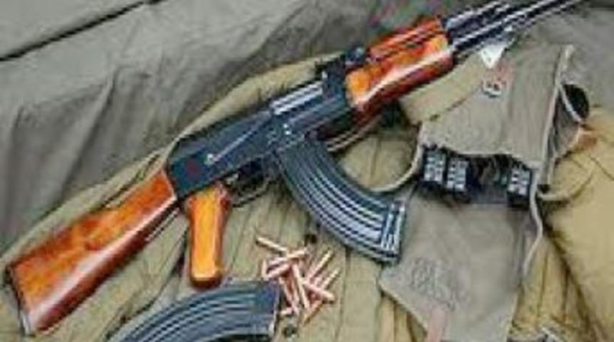 Akçakale'de Kalaşnikof silah ele geçirildi