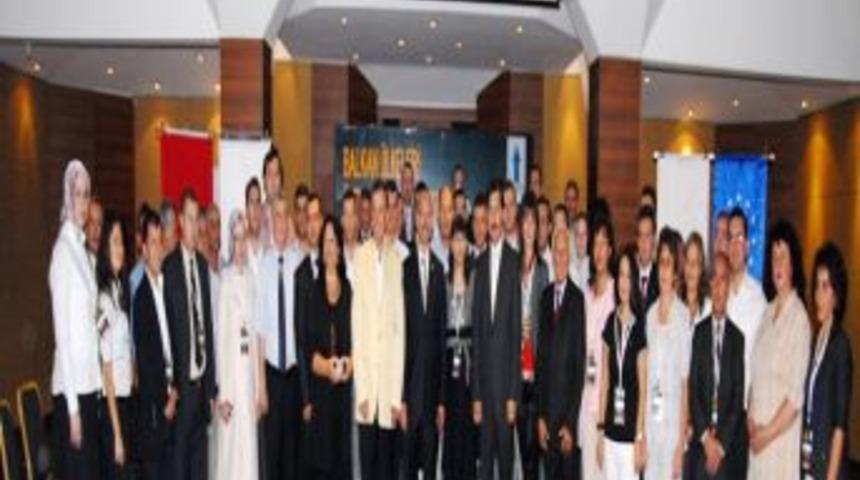 Balkan &uuml;lkeleri &ouml;zel kalem m&uuml;d&uuml;rleri Bursa'da tecr&uuml;belerini paylaştı