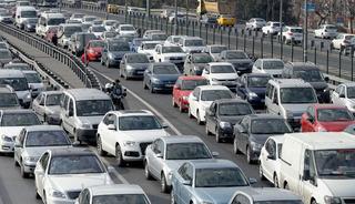 İstanbul&rsquo;da akşam trafiği kabusa d&ouml;nd&uuml;: Yoğunluk y&uuml;zde 80