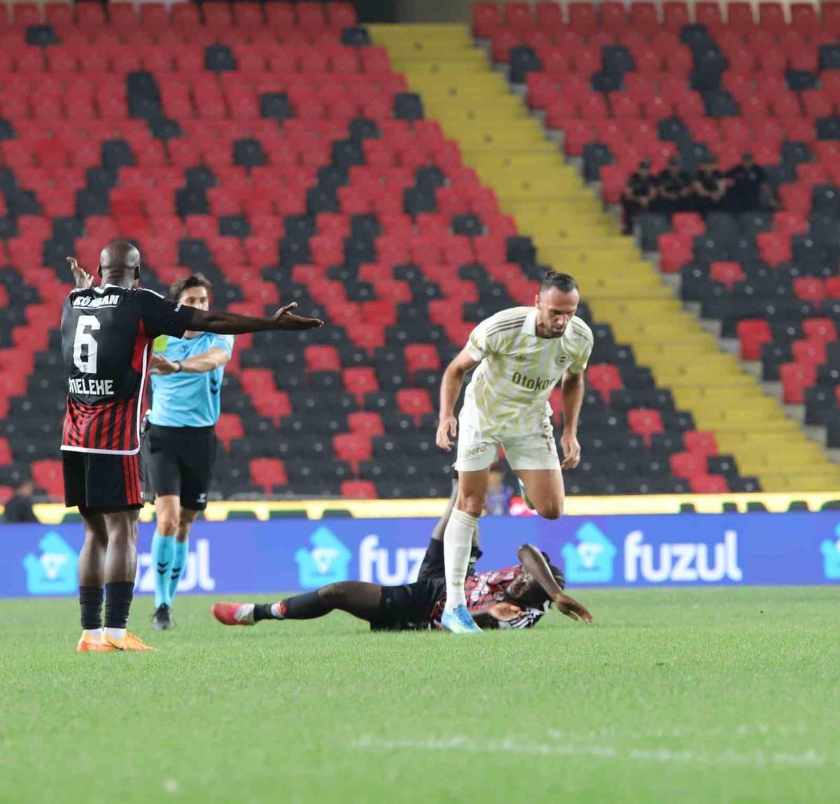 Nihat Kahveci den Fenerbahçe için felaket senaryosu! Çılgın iddia... 2
