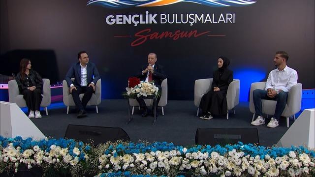 Cumhurbaşkanı Erdoğan NATO zirvesinde liderlere hediye edilen silahlarla ilgili ilk kez konuştu