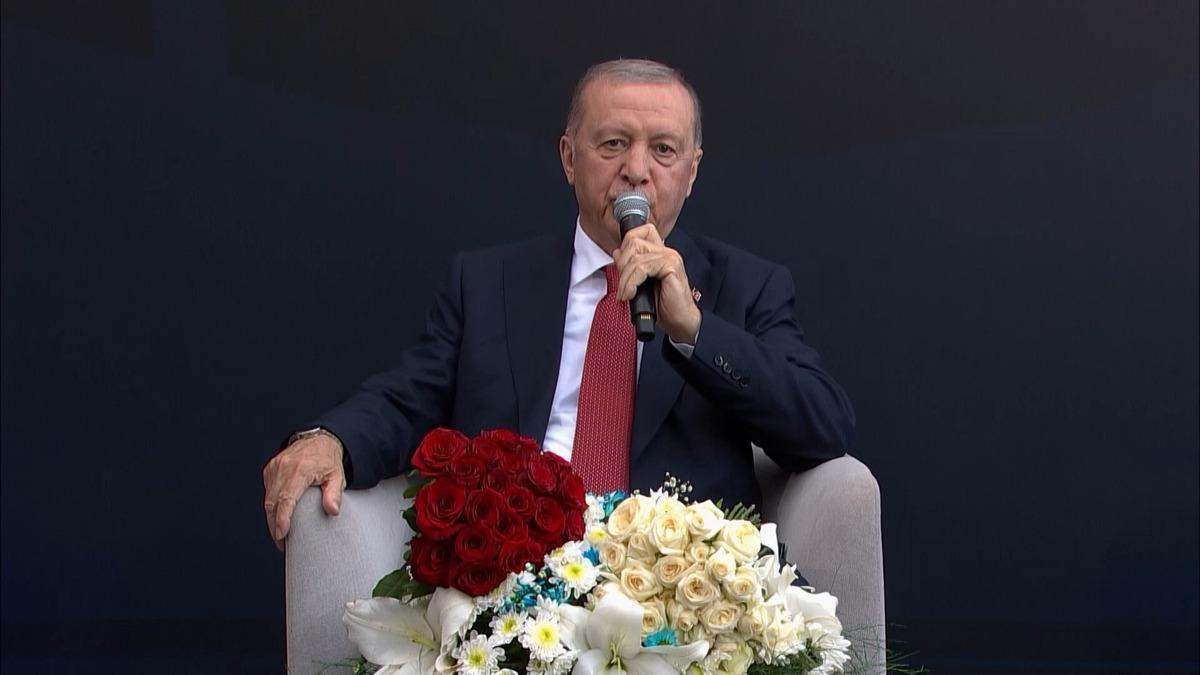Cumhurbaşkanı Erdoğan Samsun da gen&ccedil;lerle buluştu 1