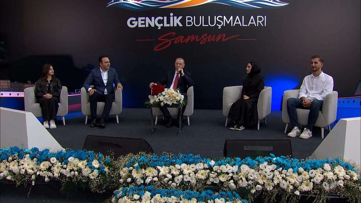 Cumhurbaşkanı Erdoğan Samsun da gen&ccedil;lerle buluştu 5