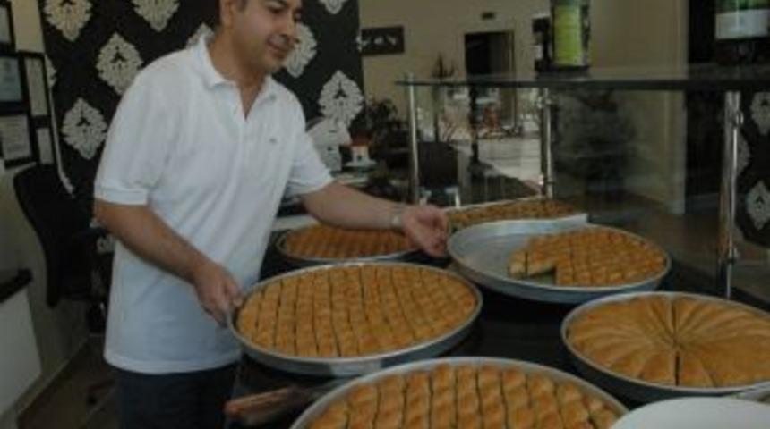 Baklavanın ana vatanında bayram telaşı had safhada, imalathaneler yoğun mesaide