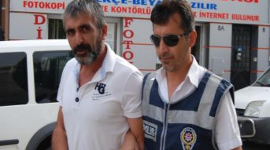 Belediyede işi sokmak vaadi ile dolandırdı