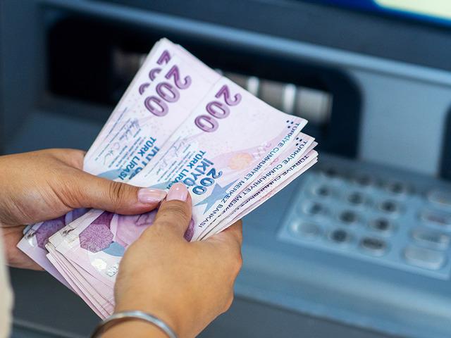 Faizlerde dengeler değişti! 3 yıl sonra bir ilk yaşanıyor: 7 bin TL daha geriledi