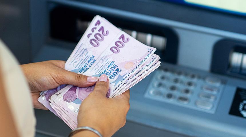 Faizlerde dengeler değişti! 3 yıl sonra bir ilk yaşanıyor: 7 bin TL daha geriledi