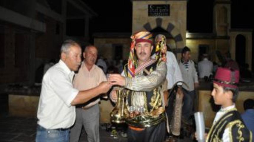 Yozgat'ta Namazgah Camii'nde ilk teravih namazı kılındı