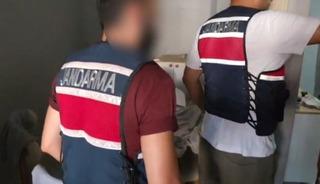 Adana&rsquo;da uyuşturucu ve silah operasyonu: 4 ş&uuml;pheli tutuklandı