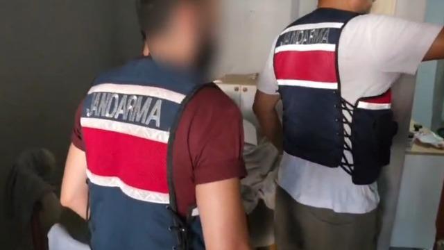 Adana’da uyuşturucu ve silah operasyonu: 4 şüpheli tutuklandı
