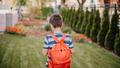 �ocu�unuz �antas�n� b�yle ta��yorsa dikkat! Boyun, omuz ve s�rt� etkileyebilir