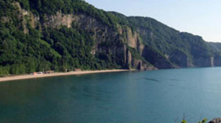 Oğlunu kurtarmak isterken kendisi boğuldu