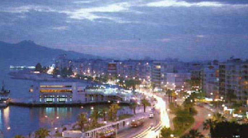 İzmir i&ccedil;in deprem uyarısı