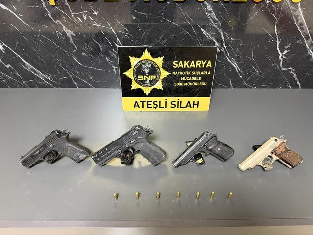 Sakarya da "Sokaklar Güvende" soruşturması kapsamında 3 zanlı tutuklandı 2
