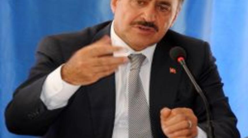 Bakan Eroğlu, Afyonkarahisar i&ccedil;in 3 m&uuml;jde verdi