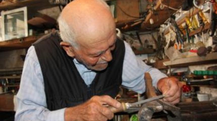 85 yaşında mesleğinin tek ustası