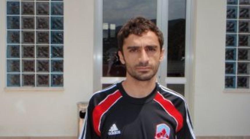 H&uuml;ng&uuml;r h&uuml;ng&uuml;r ağlamış