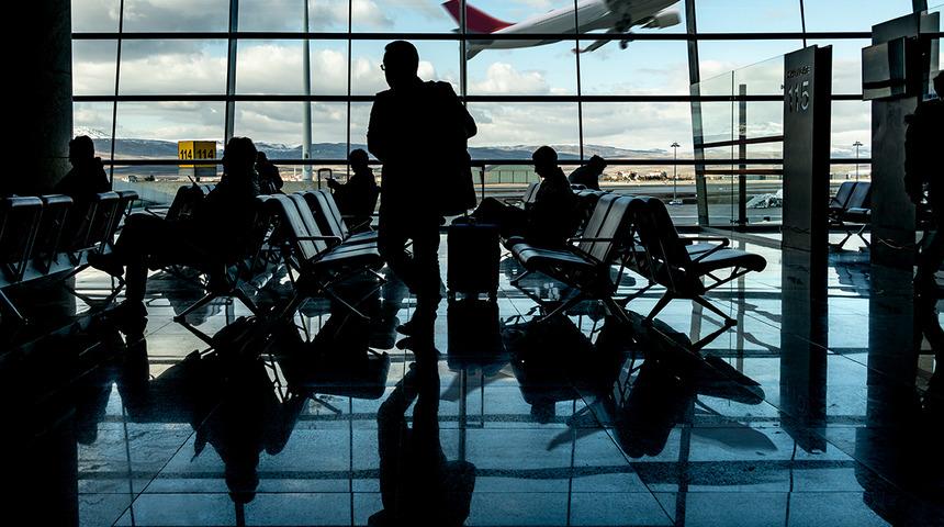 Havalimanında her ihtiya&ccedil; tek uygulamada: Park yeri bile bulunuyor