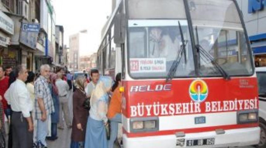Adana&rsquo;da bayram s&uuml;resince metro ve otob&uuml;sler &uuml;cretsiz
