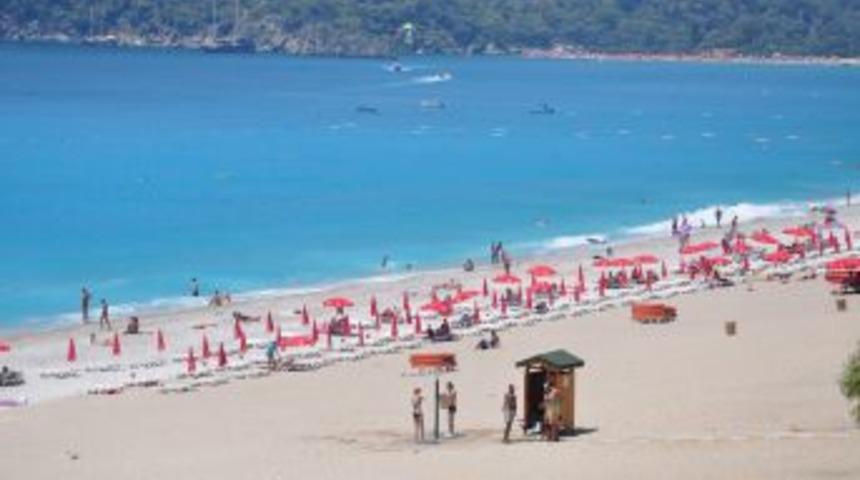 Ramazan ayı ile birlikte sahiller yabancı turistlere kaldı