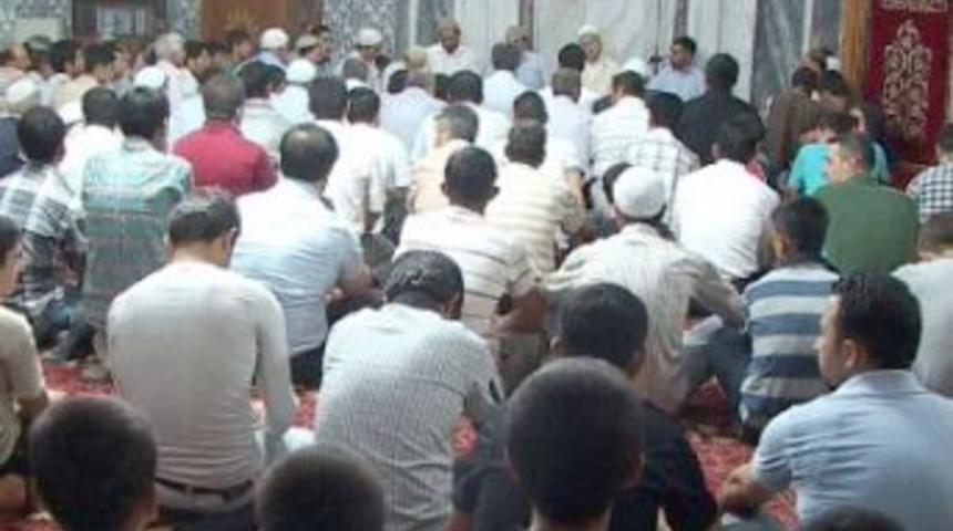 Cizre’de Kadir Gecesi'nde Kürtçe Mevlit okundu