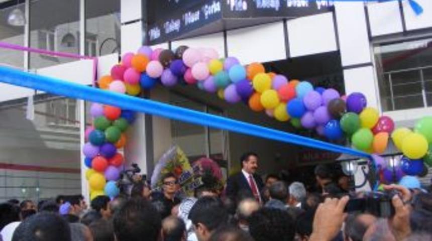 Viranşehir'in Sevgi &Ccedil;i&ccedil;eği a&ccedil;ıldı