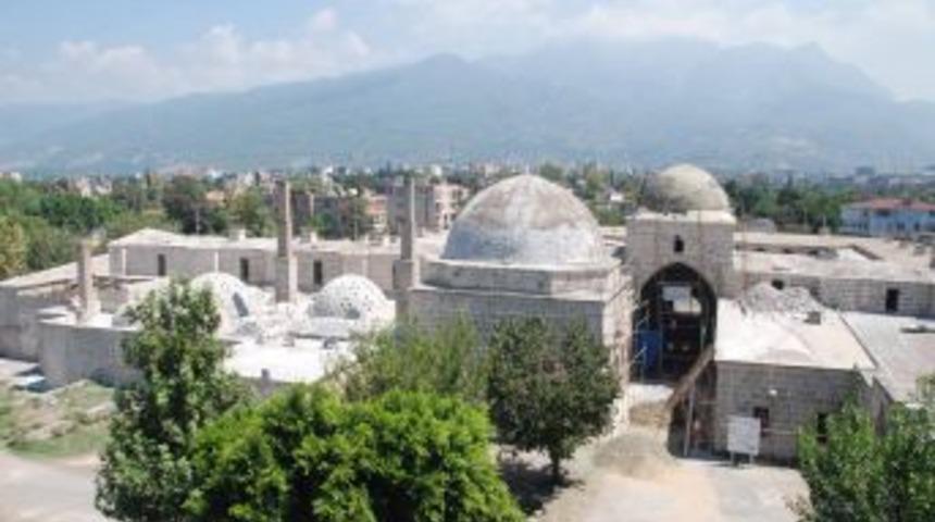 Payas K&uuml;lliyesinde restorasyon &ccedil;alışmaları devam ediyor