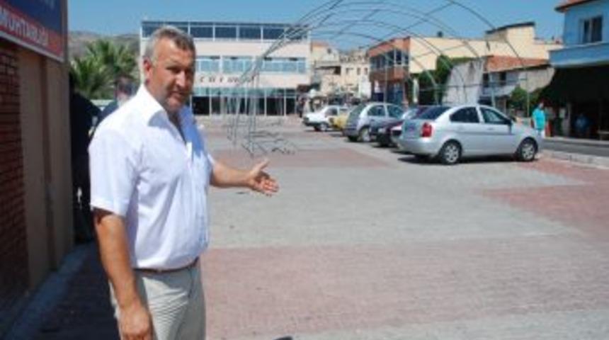 &Ccedil;iğlililer K&ouml;yi&ccedil;i Mahallesi'nde pazaryeri ve kavşak d&uuml;zenlemesi istiyor