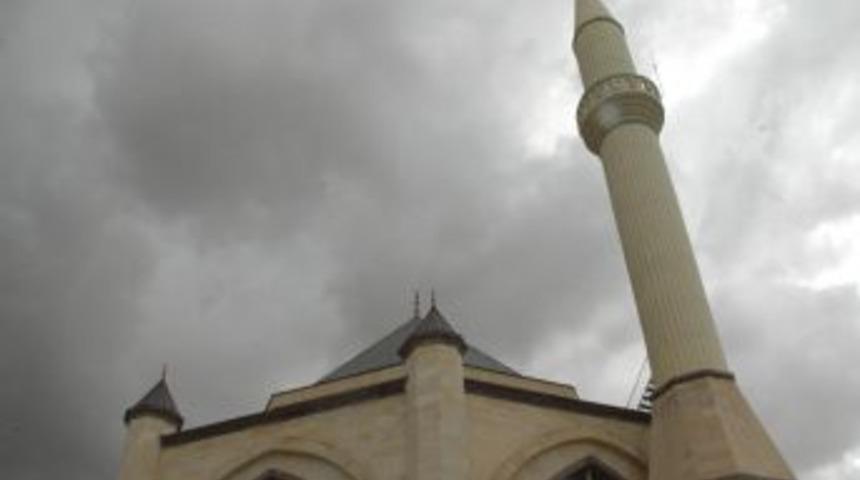 Hoca Ahmet Yesevi Camii ibadete a&ccedil;ıldı