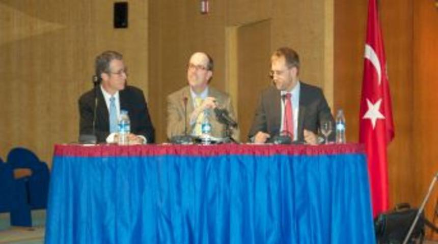 IMF: T&uuml;rkiye her &ccedil;eyrekte b&uuml;y&uuml;meye devam edecek