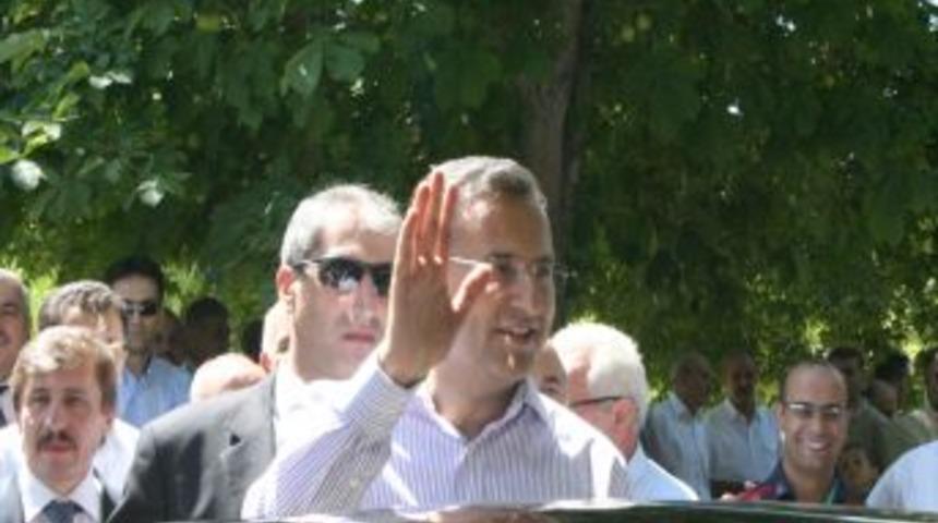 Vali Demir, Erzincan'a veda etti